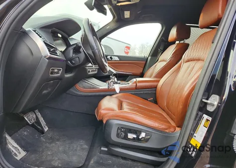 2019 BMW X7 xDrive50I z USA, uszkodzony, nr VIN 5UXCX4C55KLS37056